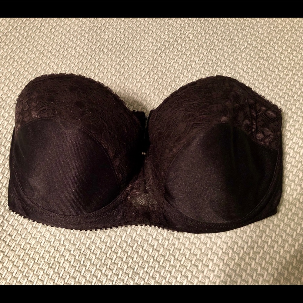 Strapless bra